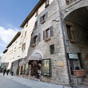 properzio.hotels-perugia.com/