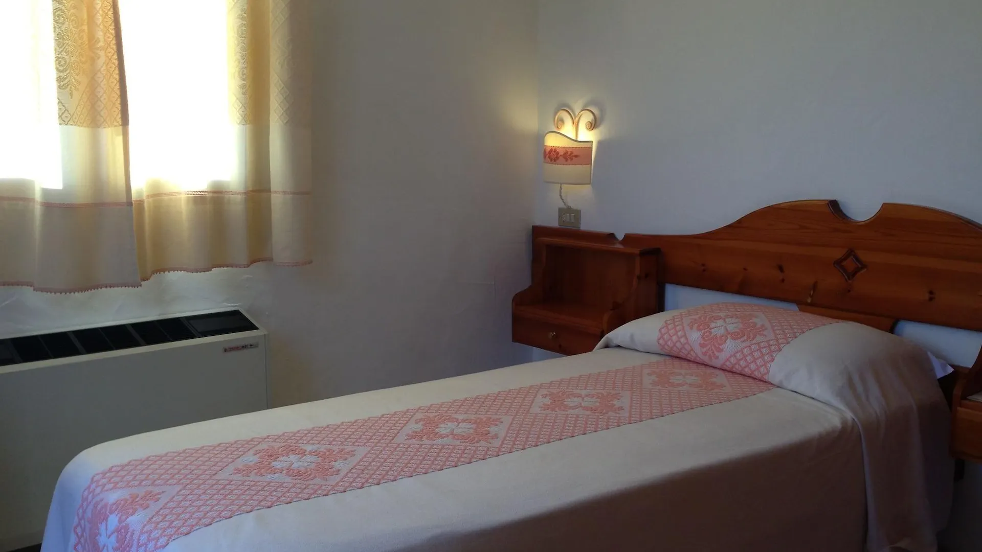 Hotel 3 Botti بايا سردينيا 3*,  إيطاليا