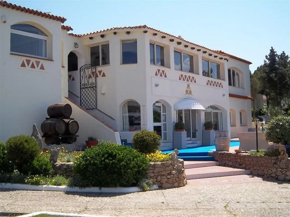 Hotel 3 Botti Baja Sardinia