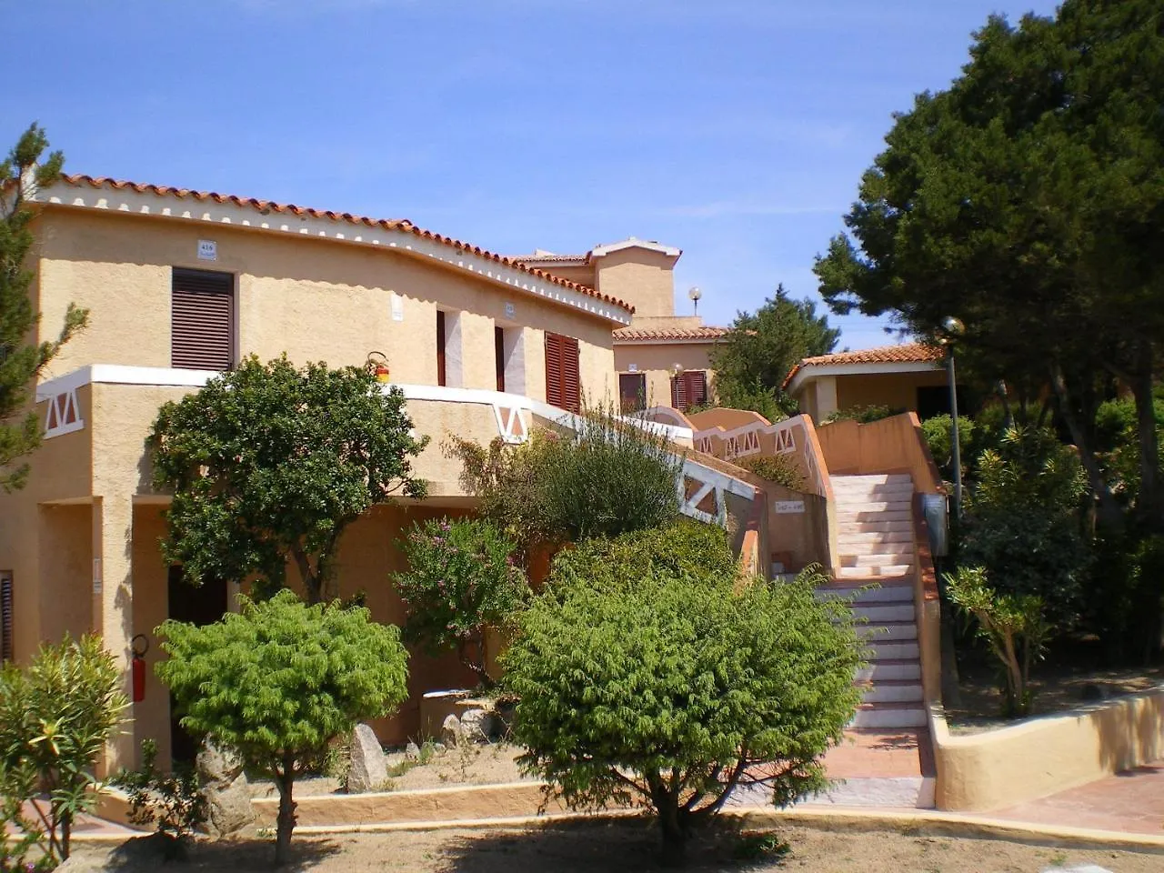 Hotel 3 Botti بايا سردينيا 3*,
