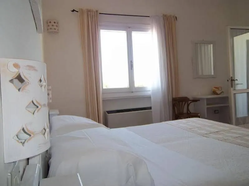 Hotel 3 Botti بايا سردينيا